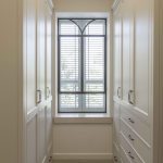 ארונות בגדים כפריים